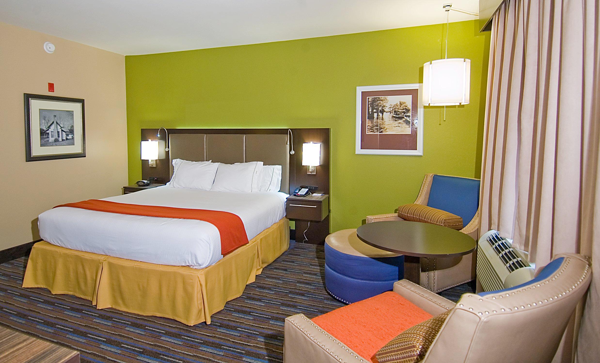 Hotel Express By Ihg Fulton